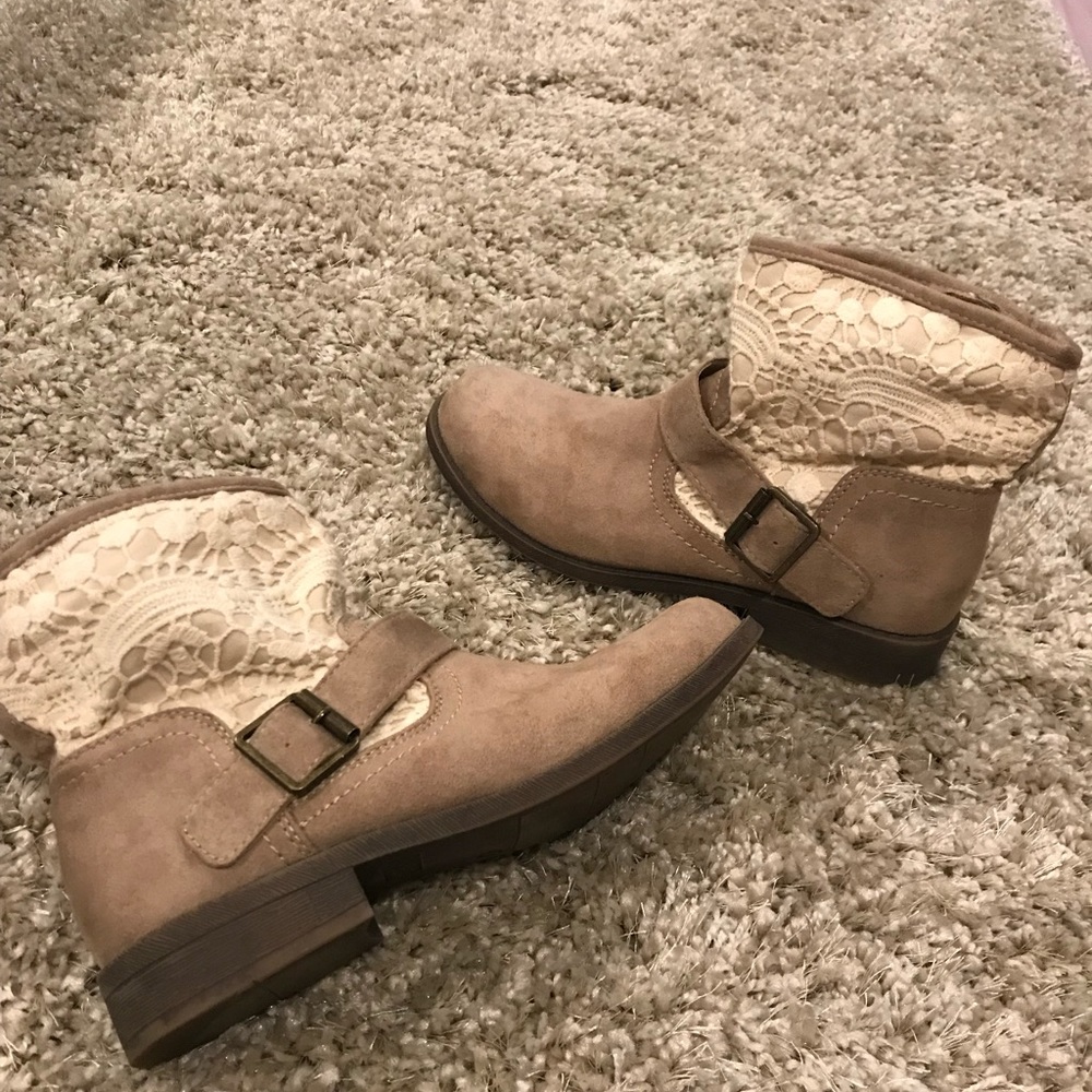 Tan boots